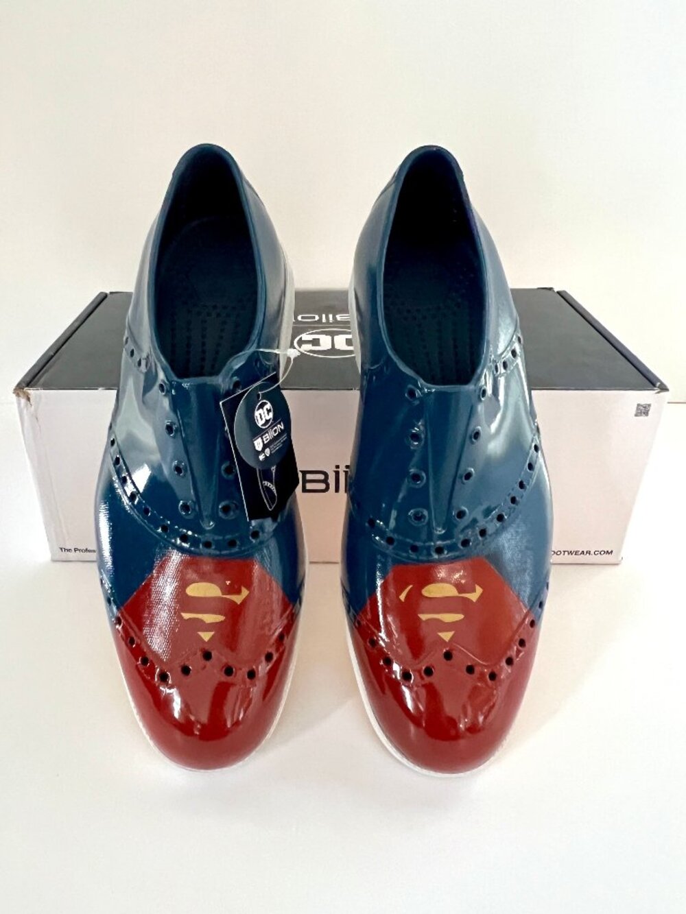 Biion DC Comics Warner Brothers Superman Lux Golf shoes, Slip On, Size 11, NIB
